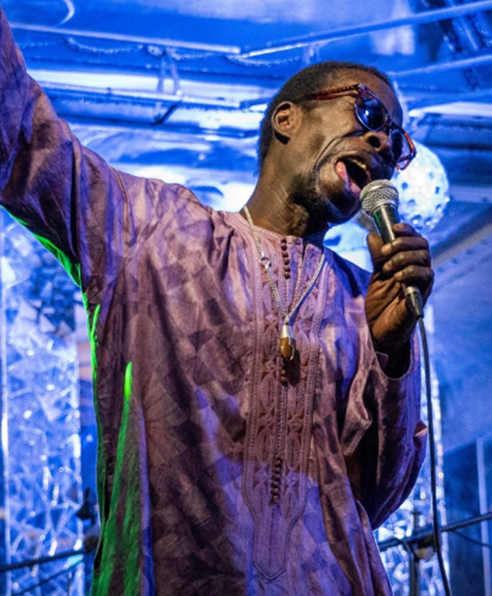 ANTIQUARKS feat. SOULEYMANE FAYE Antiquarks